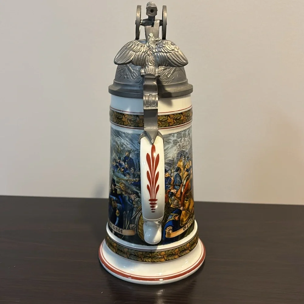 German cannon lidded beer stein with illuminated Lithopane figures in bottom